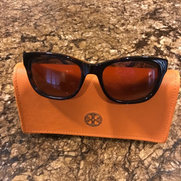 Tory Burch Accessories - EUC Tory Burch Sunglasses.  Excellent Condition.
